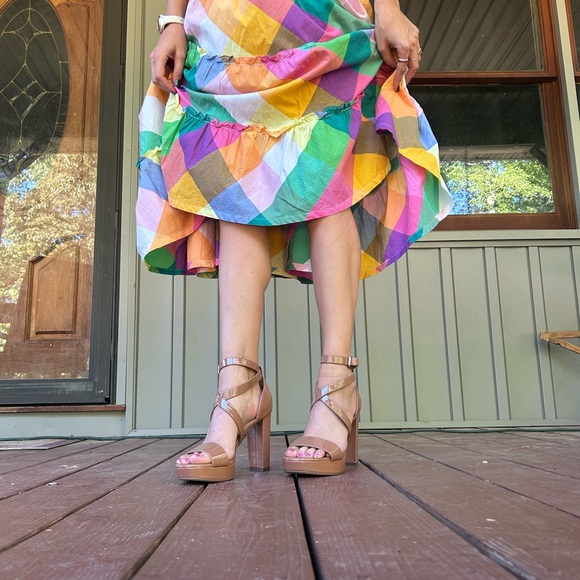 NEW Tan Heels - Picture 2 of 6